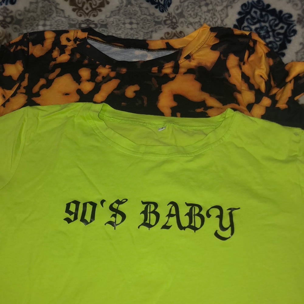 2 Bundles of T-shirts - Picture 2 of 2